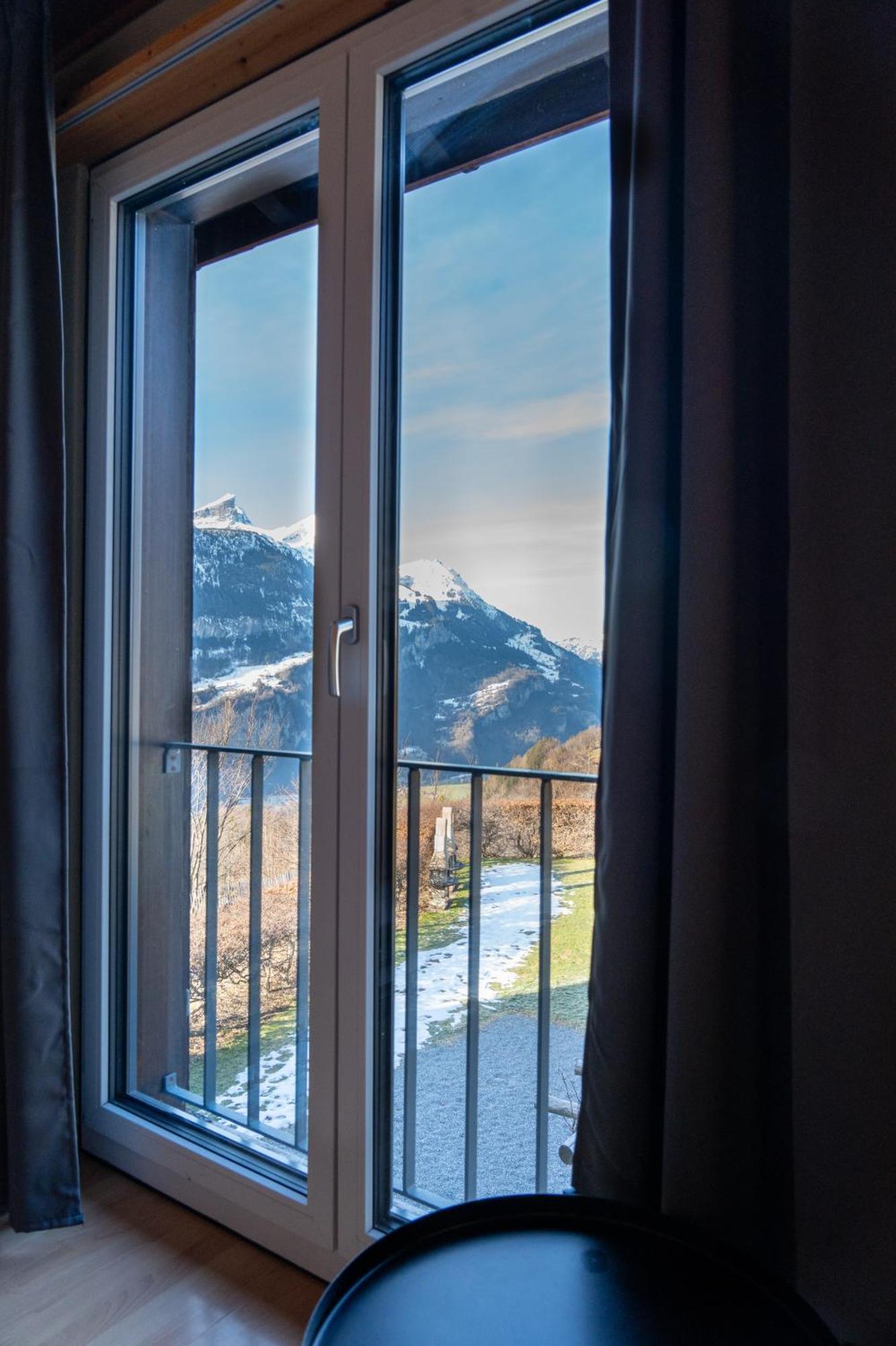 Family & Mountain Lodge C'Est La Vie Hasliberg Exterior photo